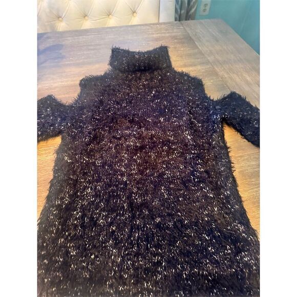 Jonathan Simkhai Women's Black Cold Shoulder Fuzzy Turtleneck Sweater L - Picture 6 of 9